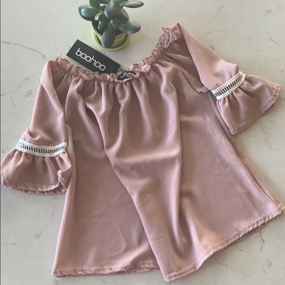 NWT Boohoo Petite Janis Bardot Top